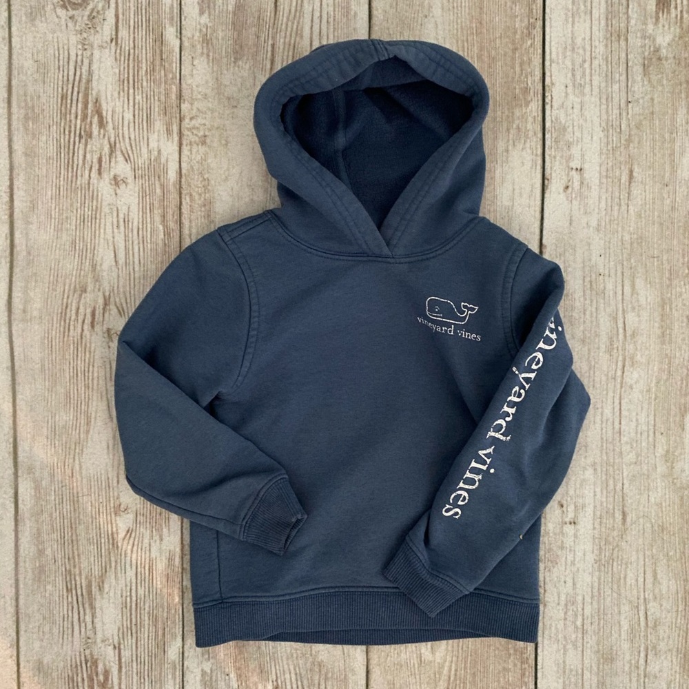 Vineyard vines  3T hoodie